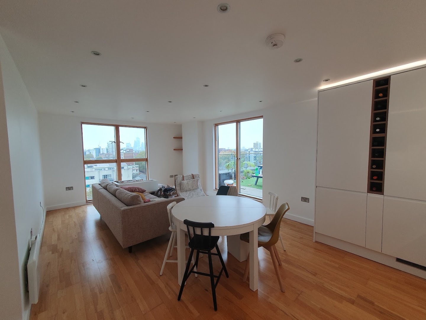FRA Home Improvement Services - London property maintenance, painter and decorator, drywall repair, flooring, tiler, handyman · Photos 5